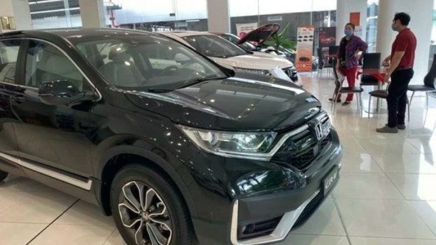 Car sales in Vietnam down 40% in January